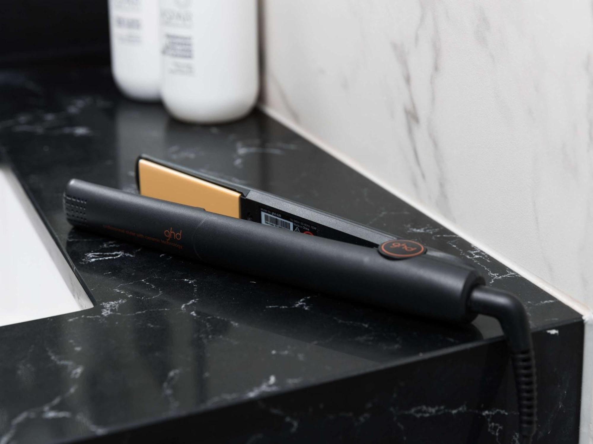 Pullman Melbourne City Centre Buitenkant foto A hair iron